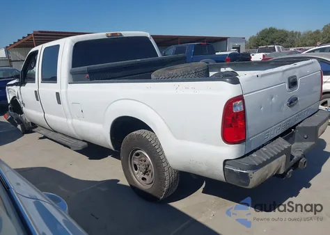 2015 Ford F-250 Xl z USA, uszkodzony, nr VIN 1FT7W2BT8FED62332